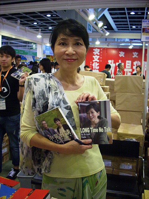 Claudia Mo in 2011 Hong Kong Book Fair