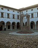 Conegliano - Convento di San Francesco, chiostro - Foto di Paolo Steffan.jpg