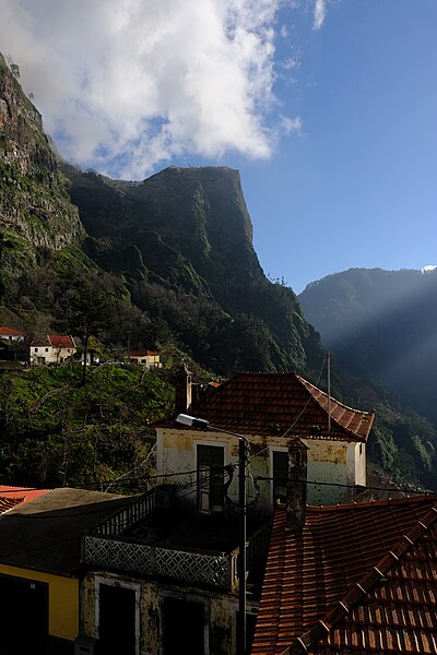 File:Curral Das Freiras Madeira (33057379835).jpg