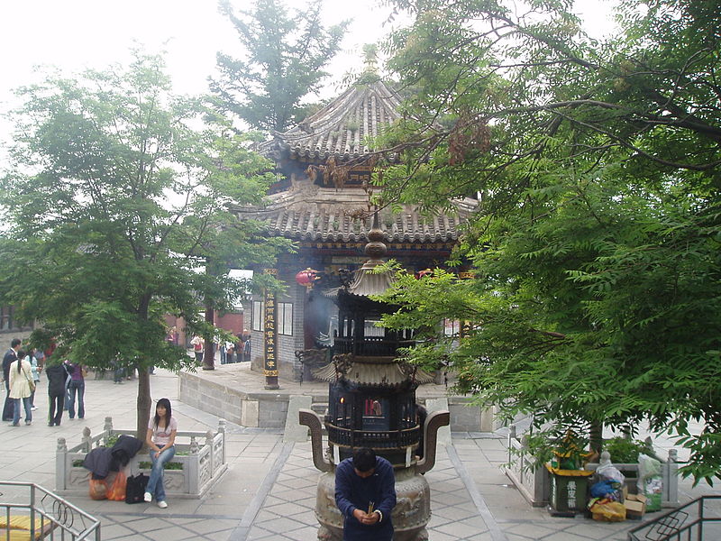 File:Dailuoding Temple6.JPG