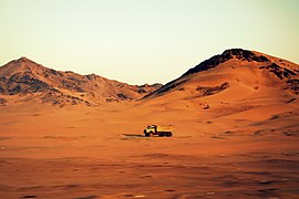 Desert Drive - panoramio.jpg