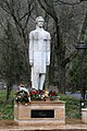 A legismertebb román költő: Eminescu szobra a városi közparkban