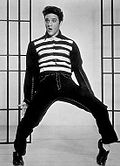 Elvis Presley em Jailhouse Rock (1957)