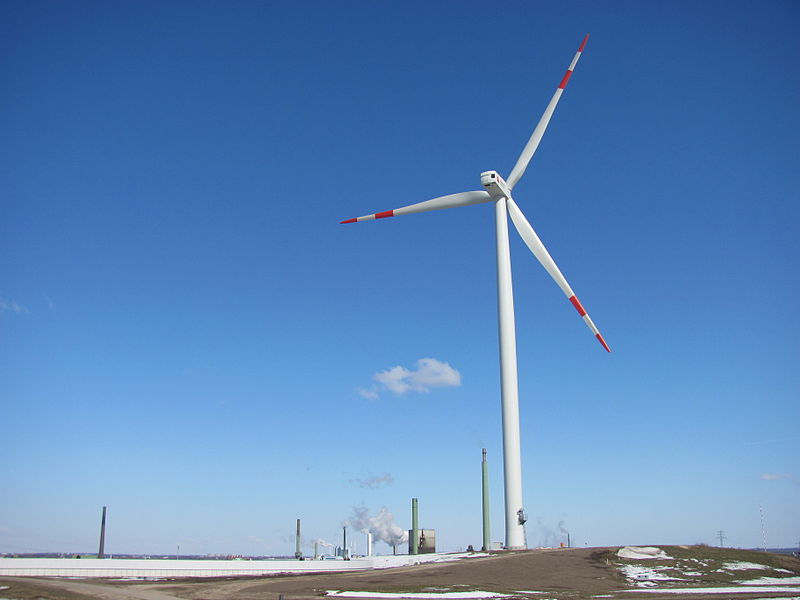 File:Energieberg Georgswerder Windrad.nnw.jpg