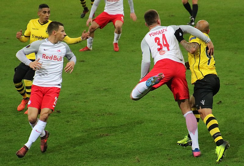 File:FC Salzburg gegen Vitória Guimarães (UEFA Euroleague 23. November 2017) 37.jpg