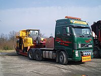 FH16 A30E semi-trailer.jpg