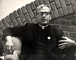 Father William DuBay (1968) Father William H. DuBay.jpg