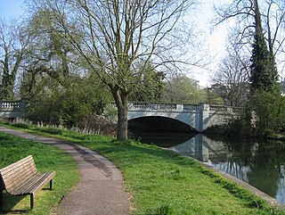 <span class="mw-page-title-main">Fen Road Bridge</span> Bridge in Cambridge, England