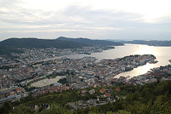 The city centre as seen from Fløyen.
