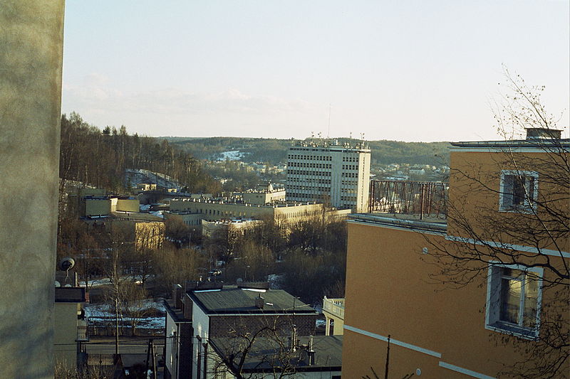 File:Gdynia Redłowo widok na ACMMiT SPSK AMG.jpg