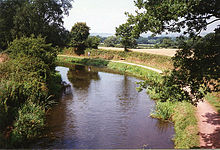 Grand Western Canal at Halberton, Seen from Manley Bridge, looking towards Tiverton. Gradnwesterncanalhalberton.jpg