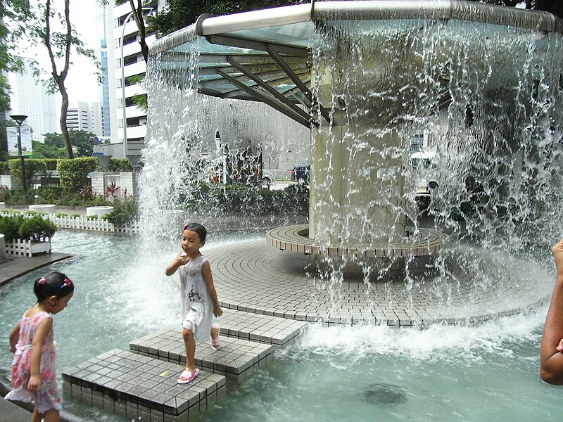 File:HK Park Fountain Pavilion round children visitors Aug-2012.JPG