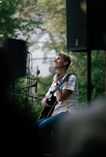 Tom Brosseau