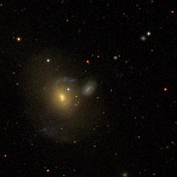 IC3734 - SDSS DR14.jpg