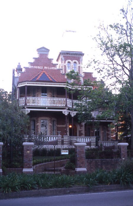 Fail:Italianate_home,_Lang_Road,_Centennial_Park,_Sydney_-_Wiki0123.jpg