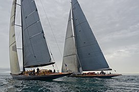 J-luokan Yachts Racing (8104817123) .jpg