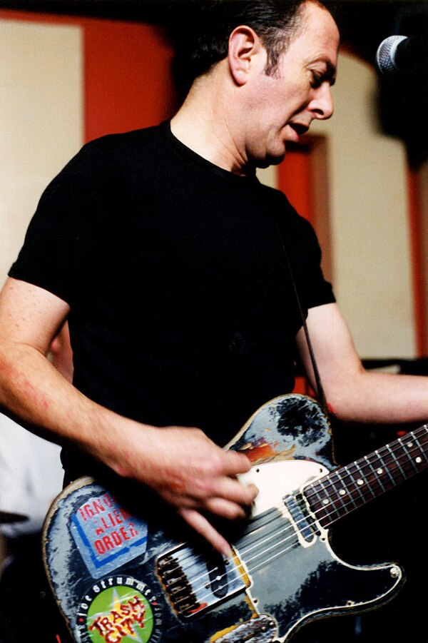 Clash singer Joe Strummer