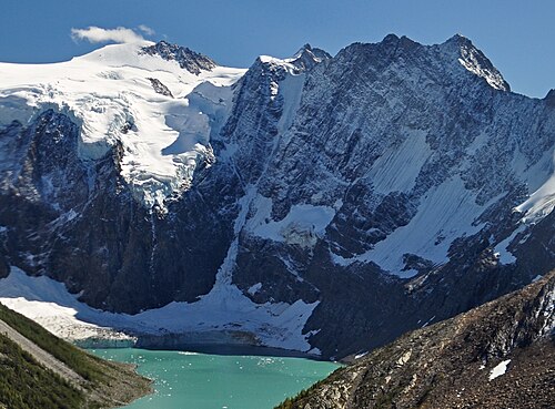 Jumbo Mountain (left), The Lieutenants (right) north aspect