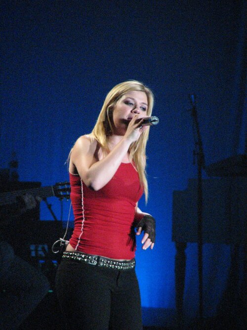 Clarkson during her Breakaway World Tour on November 15, 2005, Canberra, Australia