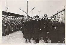 Kim Il Sung, Anastas Mikoyan, Andrei Gromyko, Pak Huen Yung and Hong Myung Hui passing before the guard of honor at the Yaroslav Station,in Moscow. (March, 1949). Kim Il Sung's Visit to Moscow 1949-03.jpg