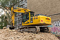 * Nomination A Komatsu PC290 excavator in Berlin. --Code 06:52, 22 November 2015 (UTC) * Promotion Good quality. --Johann Jaritz 06:56, 22 November 2015 (UTC)