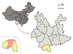 Umístění Jinghong City (růžová) v prefektuře Xishuangbanna (žlutá) a Yunnan