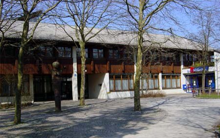 Louise schroeder gymnasium