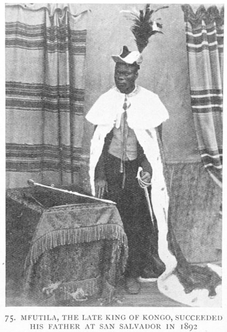 ไฟล์:Mfutila, the late King of Kongo.jpg