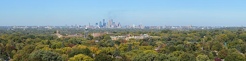 File:Minneapolis seen from the Highland Park Water Tower (30135975261).jpg