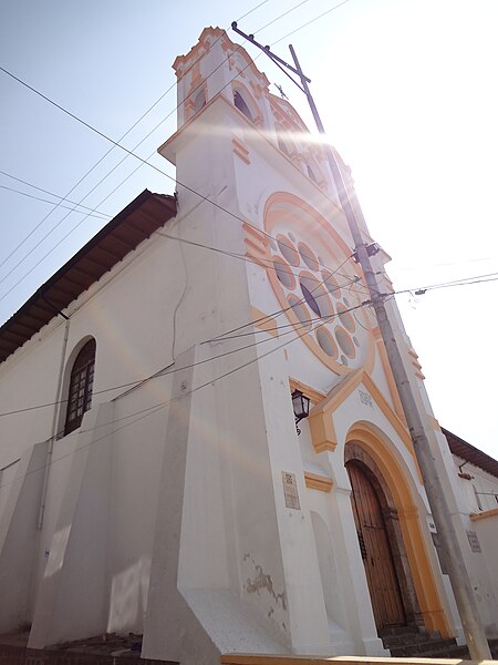 File:Monasterio Augustinas de la Encarnacion San Juan 1877, Quito pic a03.JPG