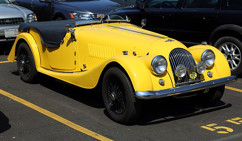 File:Morgan 4-4 4-seater yellow front.jpg