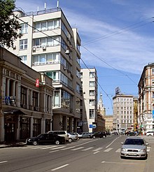 Boris Velikovsky with Barsch, Gaken et al., Gostorg Building, 1926. Moscow, Gostorg Bldg in Myasnitskaya Street.jpg