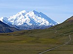 Mount McKinley and Denali National Park Road 2048px.jpg