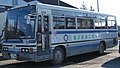 いすゞ・ジャーニーK 名川町時代の車両（2002年12月撮影）※他にも車両あり