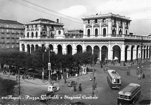 Bahnhof Napoli Centrale: Geschichte, Struktur, Anbindung