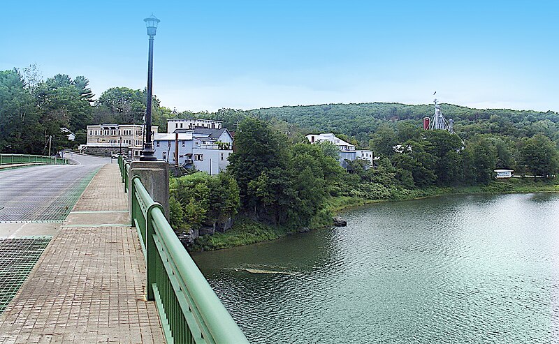 File:Narrowsburg, NY as seen from PA bank of the Delaware..jpg