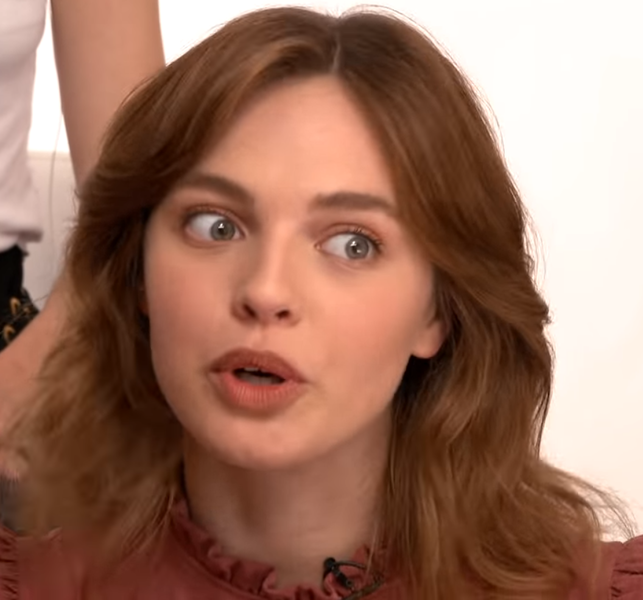 File:Odessa Young 2018.png