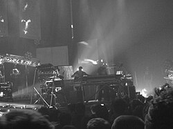 Orbital live-keikalla Lontoon Brixton Academy -klubilla vuonna 2009.