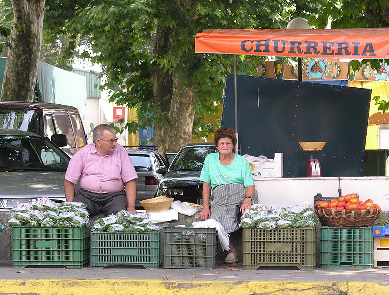 File:Padrón Galicia Posto de venda 2006.jpg