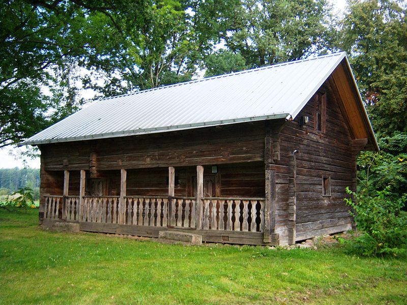 File:Paežeriai (Pilviškiai). V. Kudirkos klėtelė.JPG