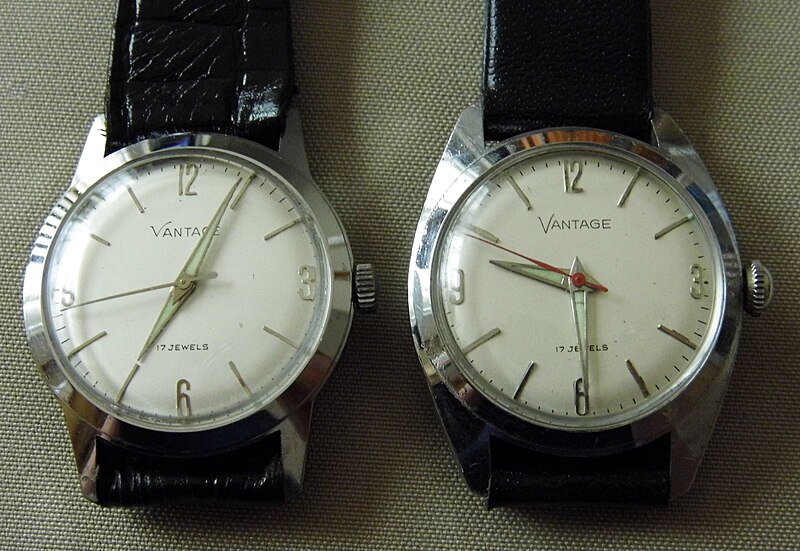 File:Pair of Vintage Swiss-Made Vantage Silvertone Watches, 17 Jewels (8950000656).jpg