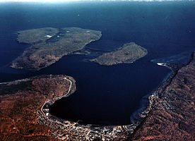 Pictured Rocks National Lakeshore MUNAERL.jpg