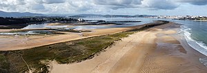 Miniatura para Playa de El Puntal (Cantabria)