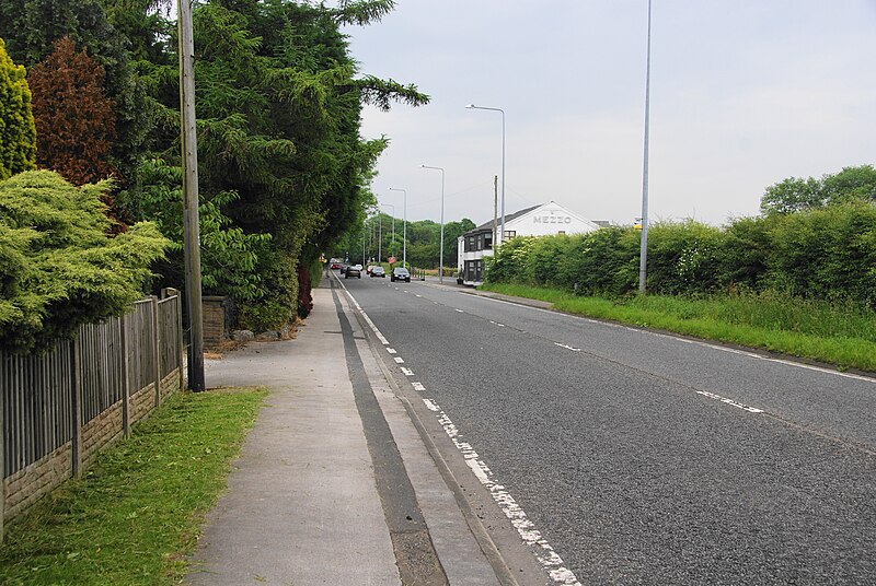 File:Preston New Road, Samlesbury - geograph.org.uk - 4043281.jpg