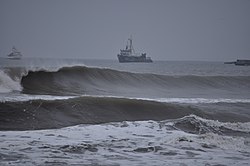 Puerto Chicama, Perù - wave.jpg