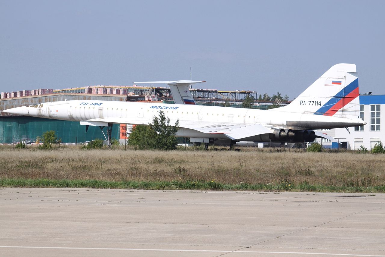 File:RA-77114 Tupolev Tu.144 (7274333944).jpg - Wikimedia