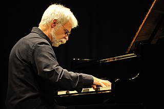 <span class="mw-page-title-main">Daniel Rivera</span> Argentine pianist settled in Italy (born 1952)