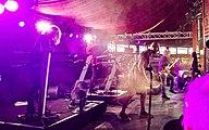 Saga auf Zelt-Musik-Festival in Freiburg im Breisgau. Der Auftritt im Spiegelzelt.