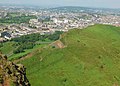 Salisbury Crags vanop Arthur's Seat