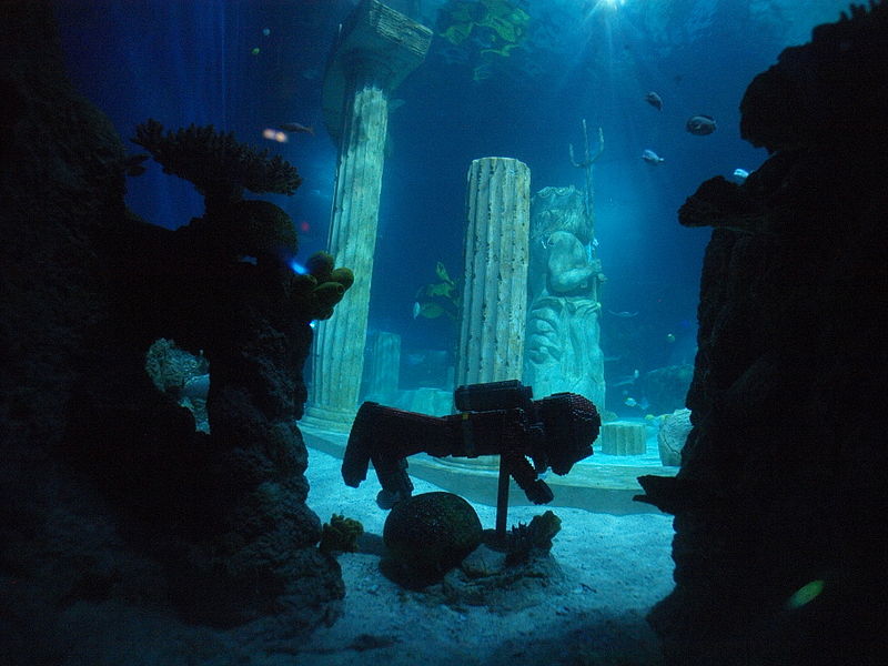 File:Sea Life Aquarium - Legoland CAlifornia (6497747809).jpg